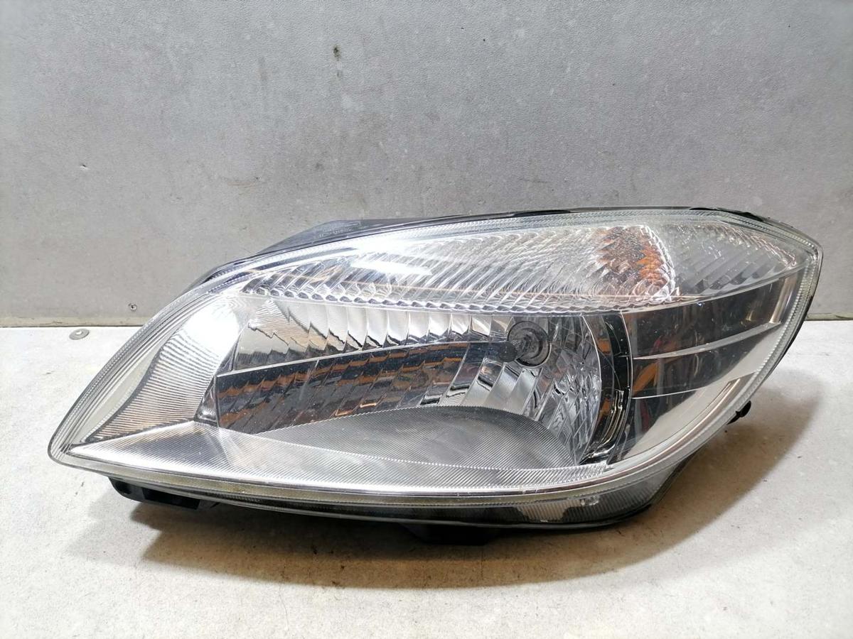 Skoda Fabia 2 5J original Scheinwerfer vorn links Halogen H4 leicht verblast Bj.2008